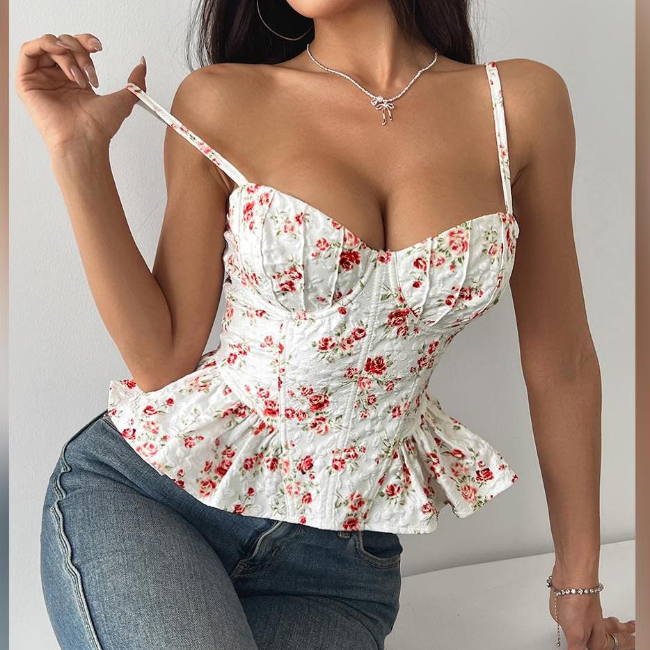 WEGE wege wege.ae wege.store shop e-commerce store online shopping UAE clothing store in UAE fashion sale today متجر اونلاين للتسوق للألبسة ويجي متجر ويجي ويجي امارات فيست